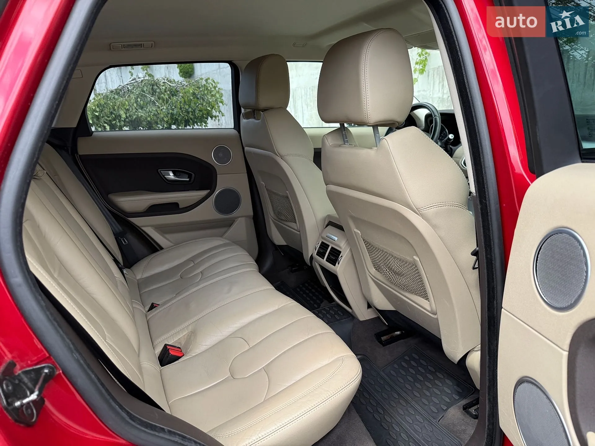 2014 Land Rover Range Rover Evoque - мініатюра 29