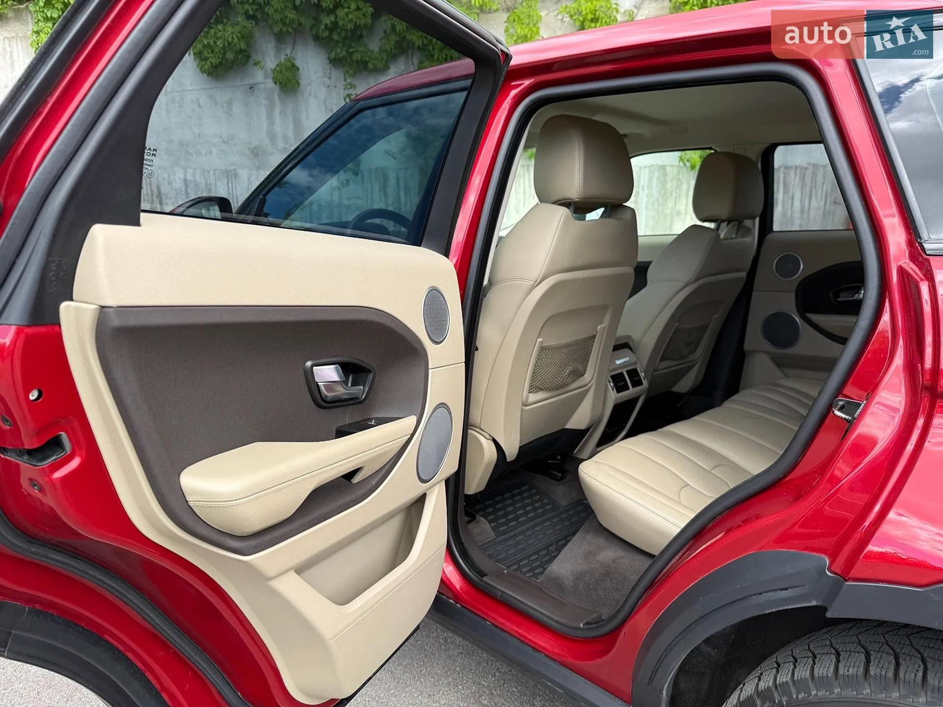 2014 Land Rover Range Rover Evoque - мініатюра 44