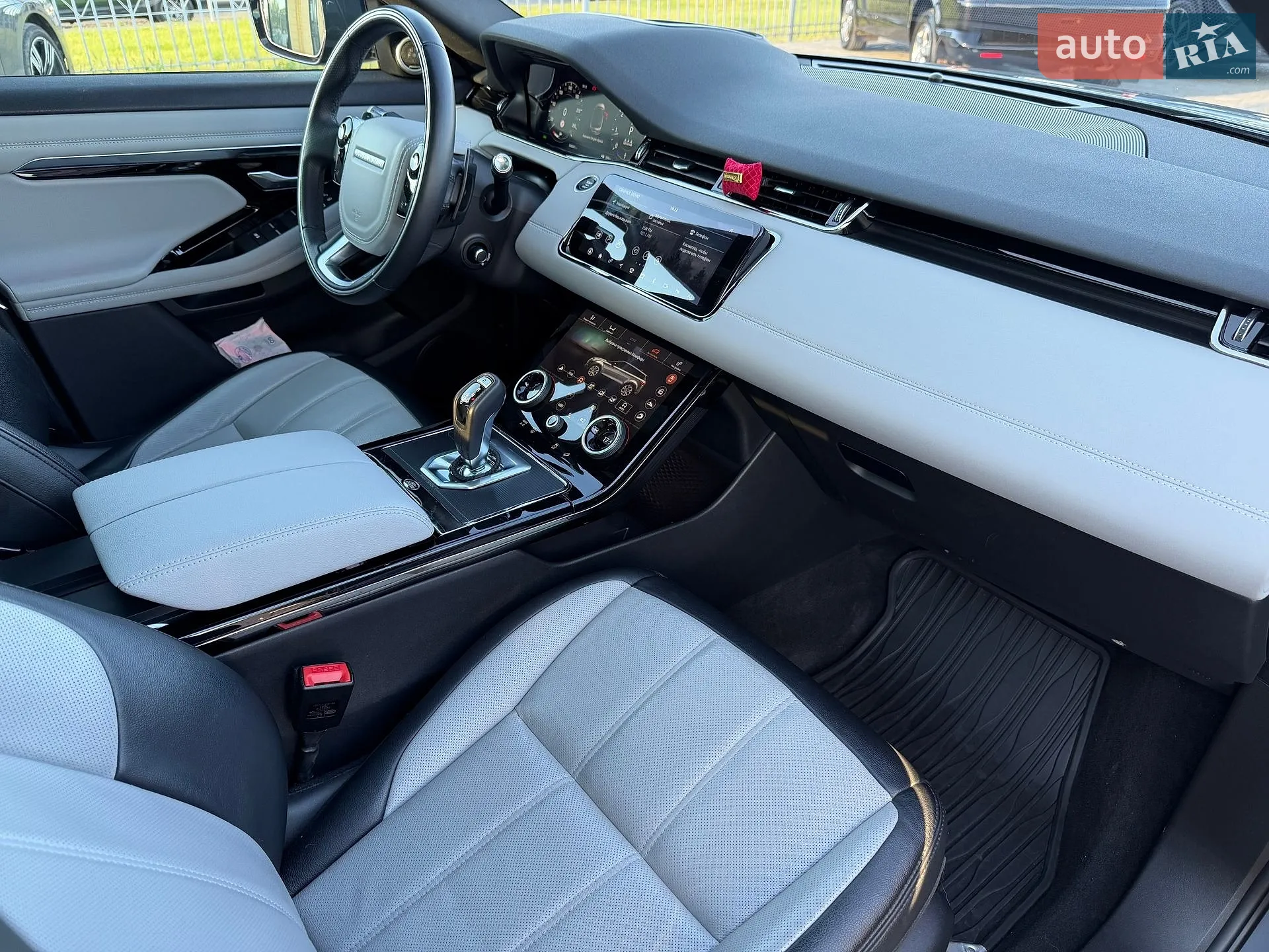 2020 Land Rover Range Rover Evoque - мініатюра 16