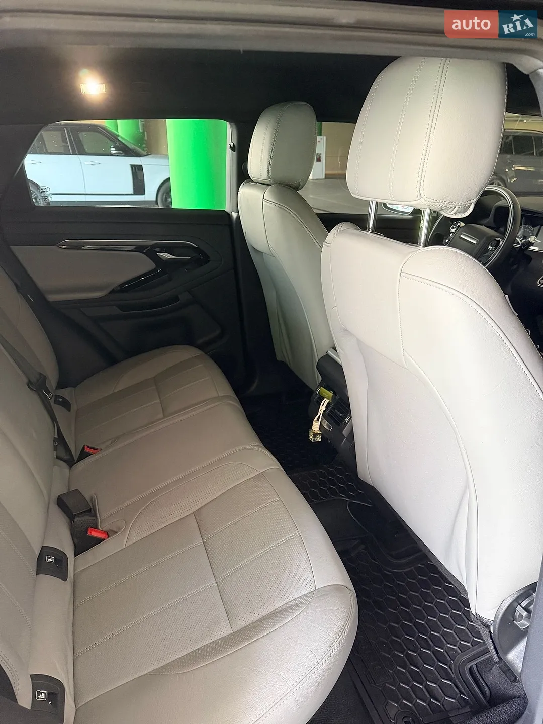 2019 Land Rover Range Rover Evoque - мініатюра 18