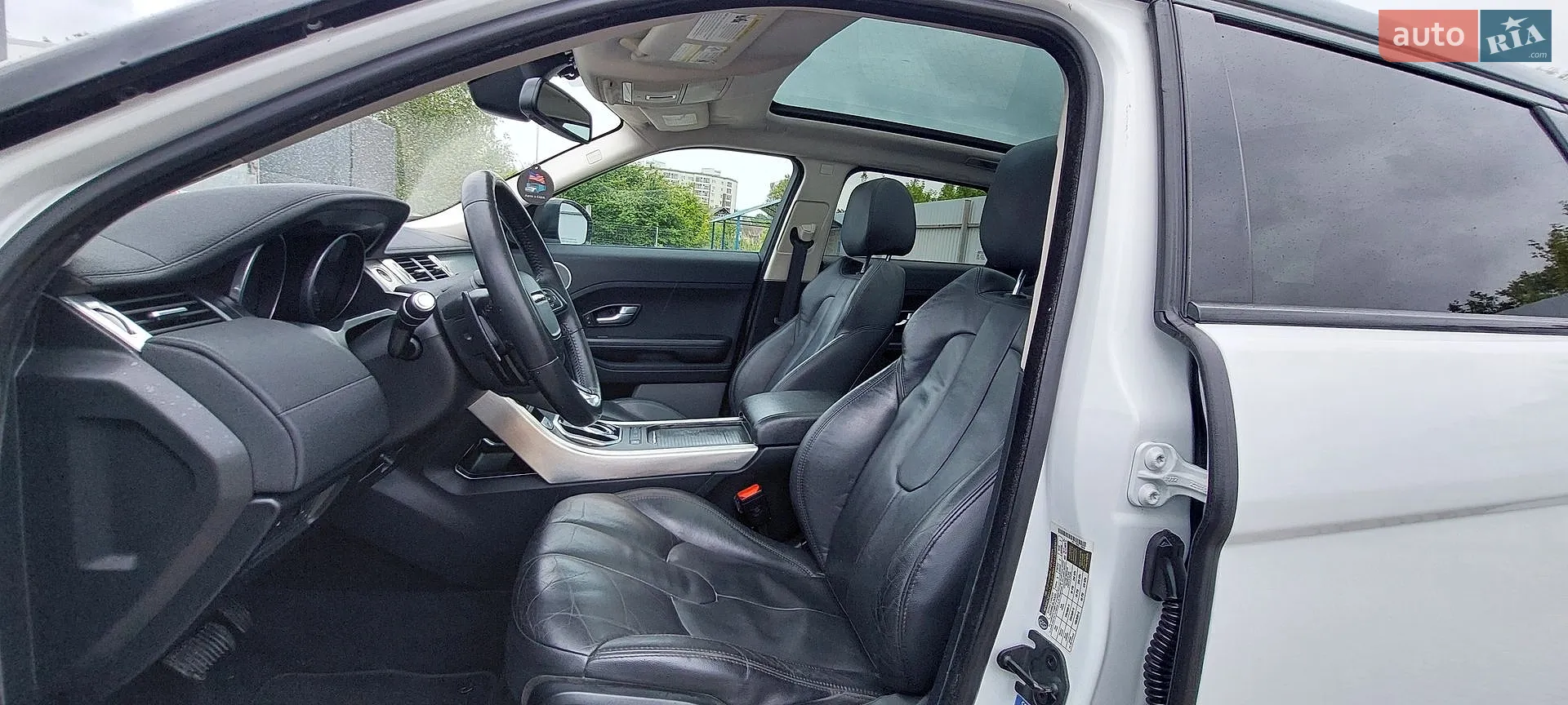 2015 Land Rover Range Rover Evoque - мініатюра 21