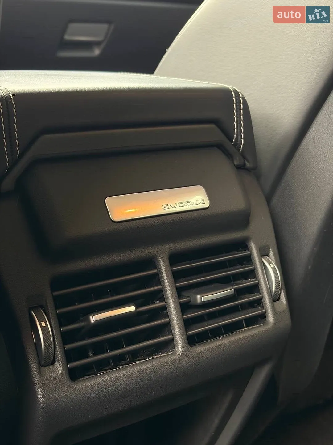 2016 Land Rover Range Rover Evoque - мініатюра 21