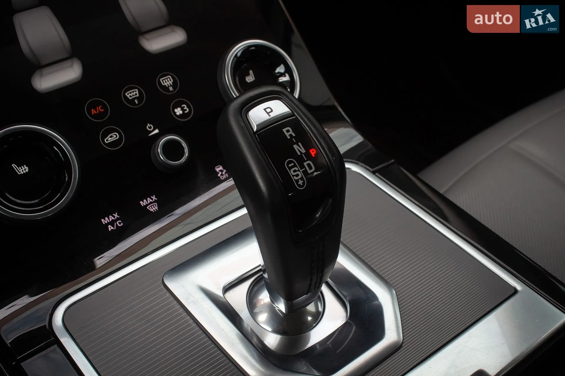 2020 Land Rover Range Rover Evoque - мініатюра 23