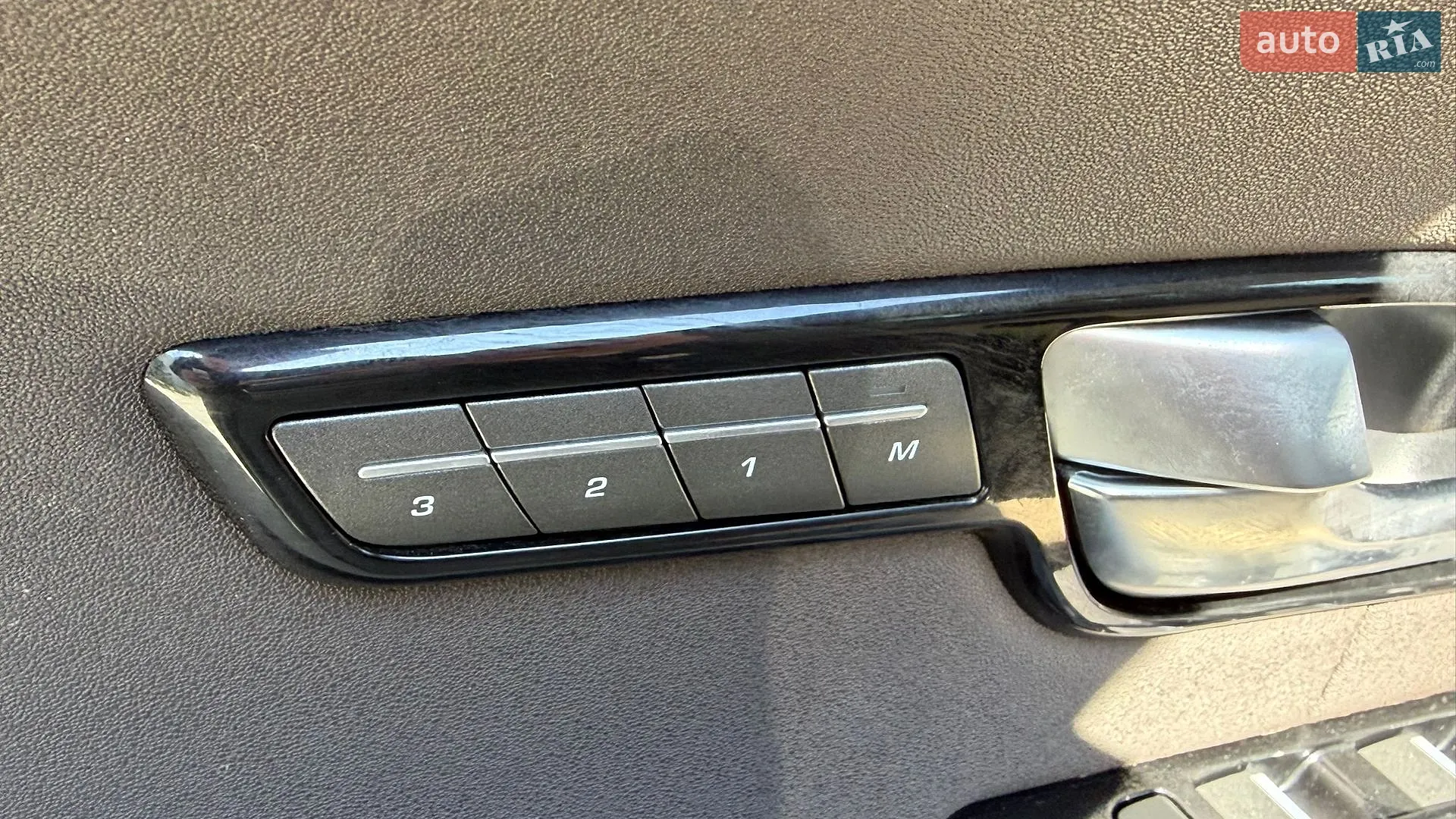 2016 Land Rover Range Rover Evoque - мініатюра 29