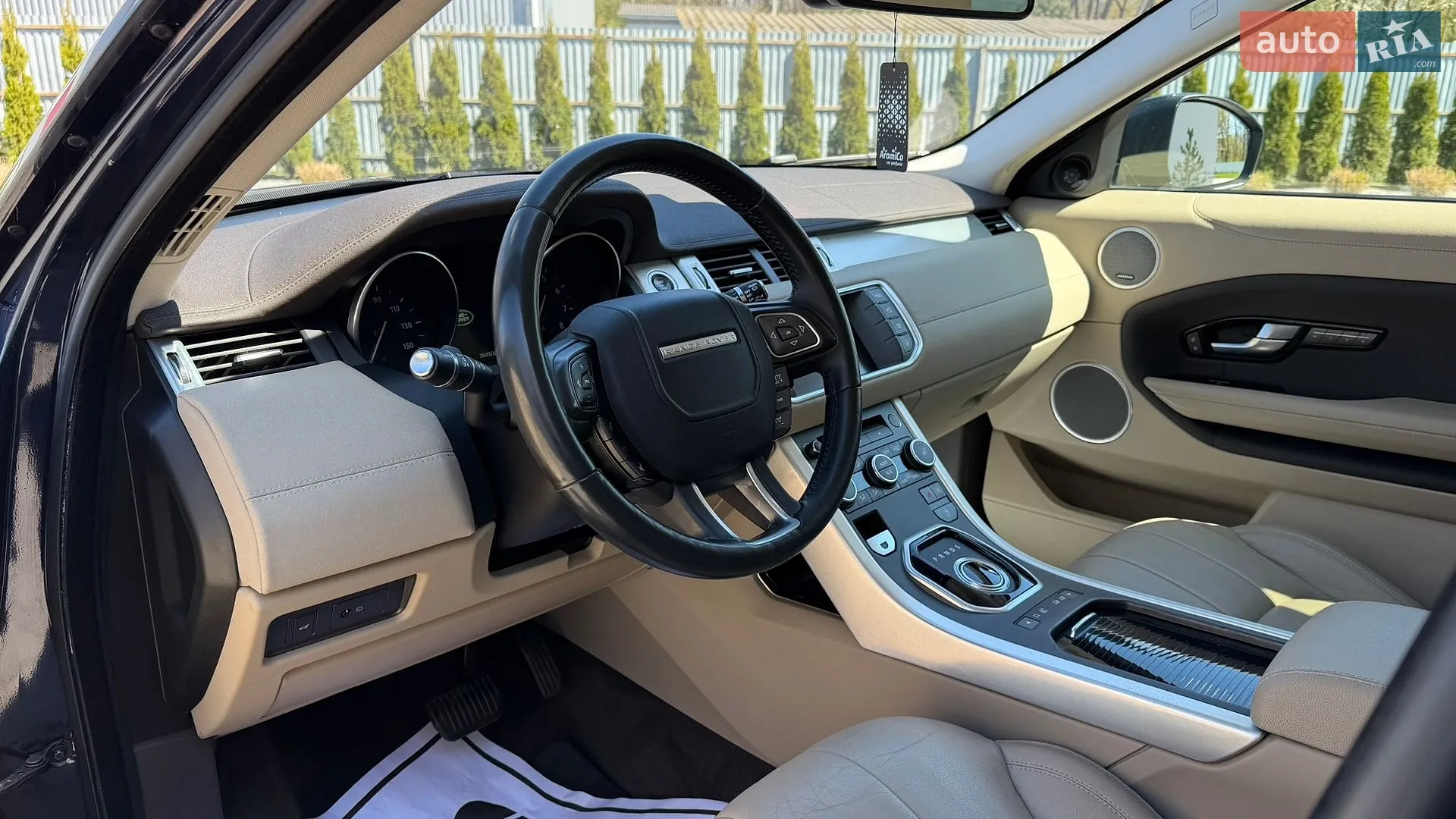 2016 Land Rover Range Rover Evoque - мініатюра 32