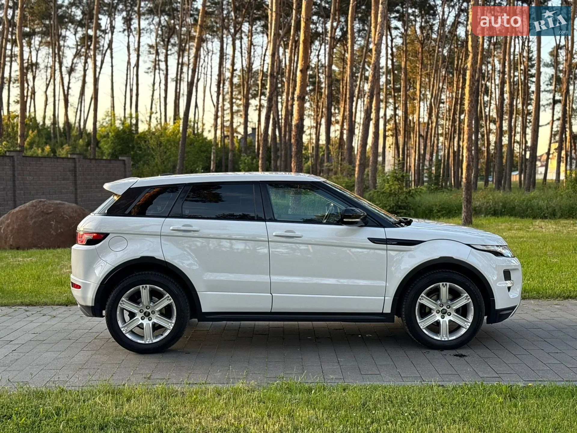 2013 Land Rover Range Rover Evoque - мініатюра 12