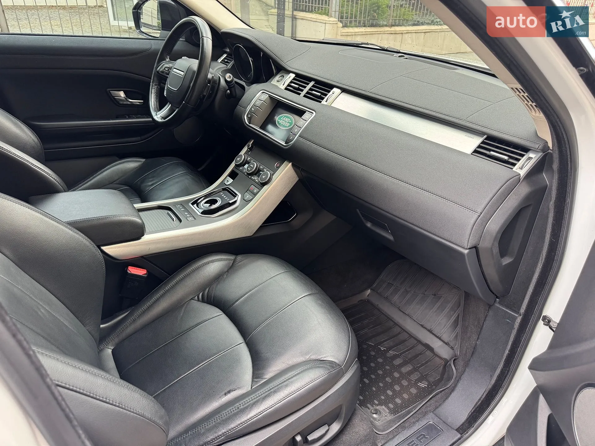 2015 Land Rover Range Rover Evoque - мініатюра 27