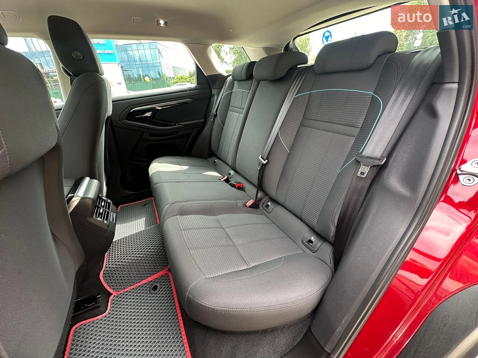 2019 Land Rover Range Rover Evoque - мініатюра 23