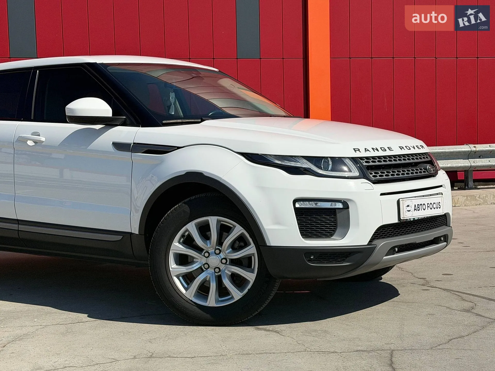 2016 Land Rover Range Rover Evoque - мініатюра 2