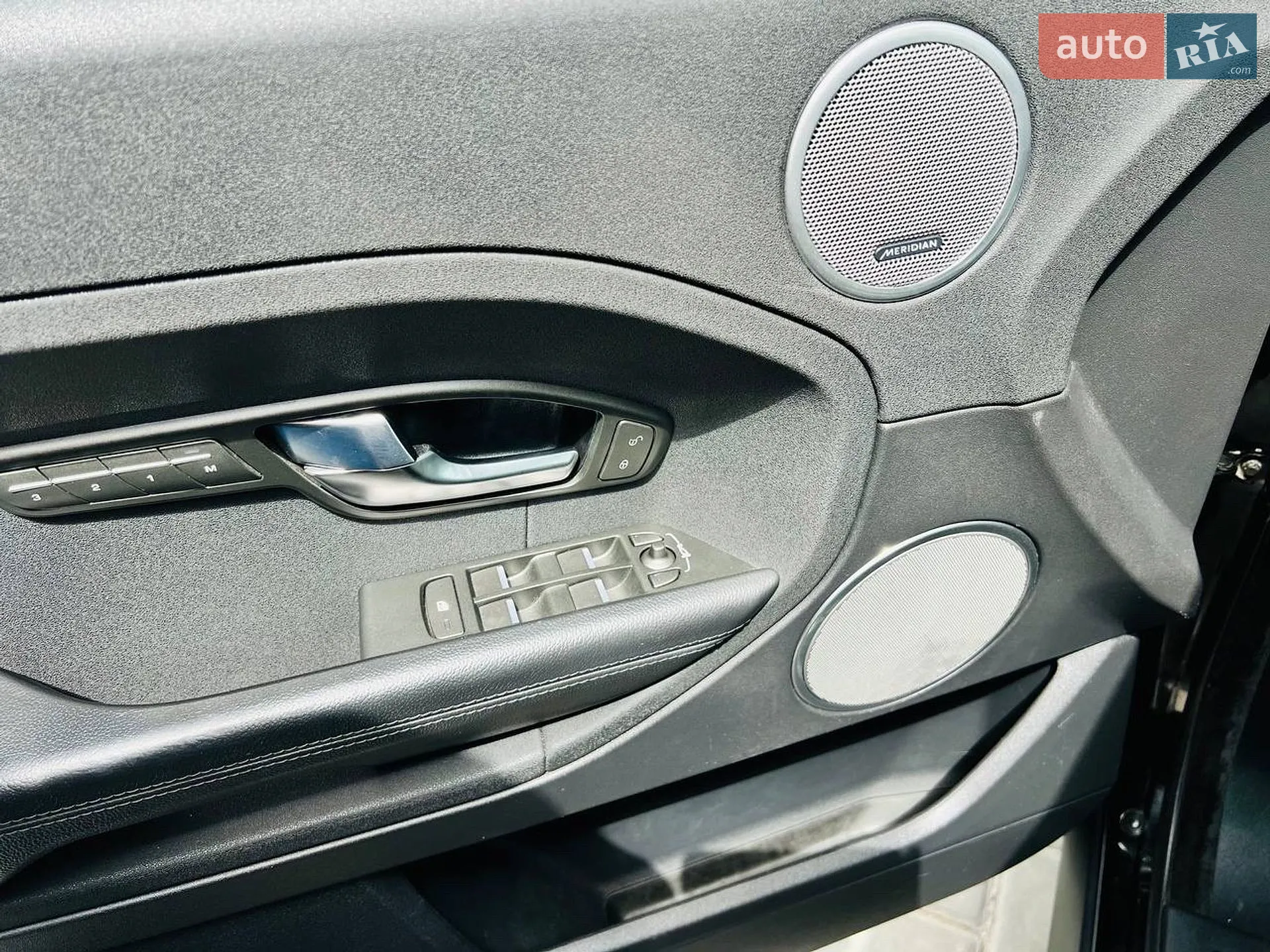 2013 Land Rover Range Rover Evoque - мініатюра 14