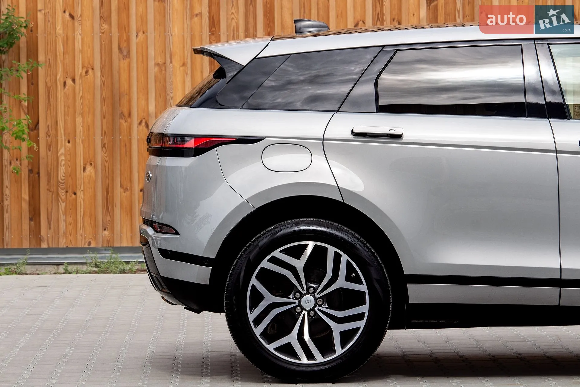 2020 Land Rover Range Rover Evoque - мініатюра 17
