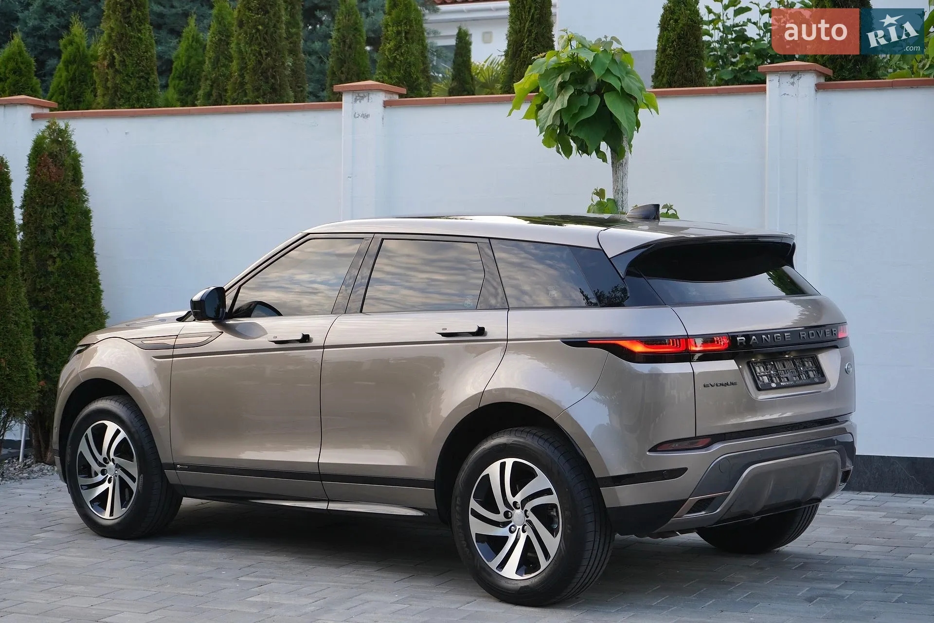 2021 Land Rover Range Rover Evoque - мініатюра 23