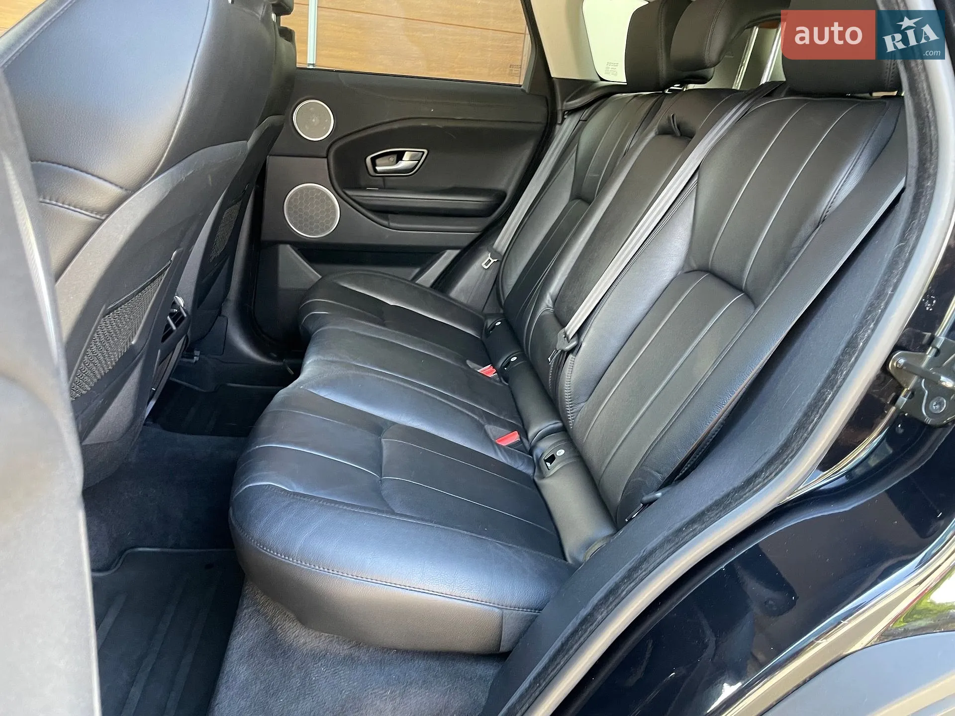 2017 Land Rover Range Rover Evoque - мініатюра 27