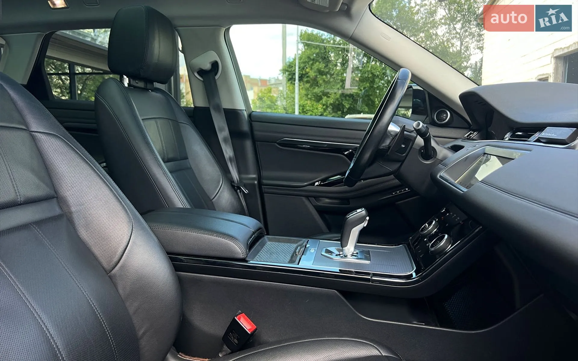 2019 Land Rover Range Rover Evoque - мініатюра 23