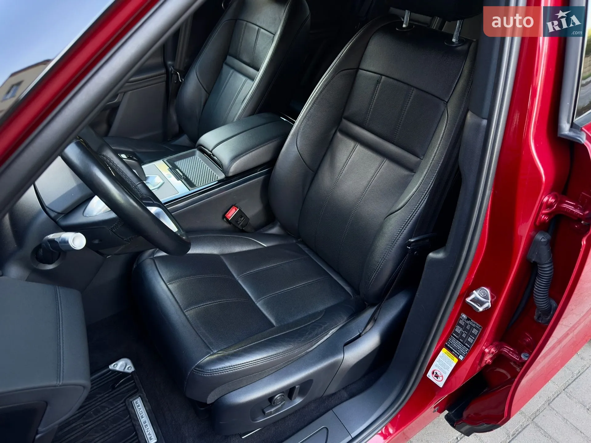 2019 Land Rover Range Rover Evoque - мініатюра 37