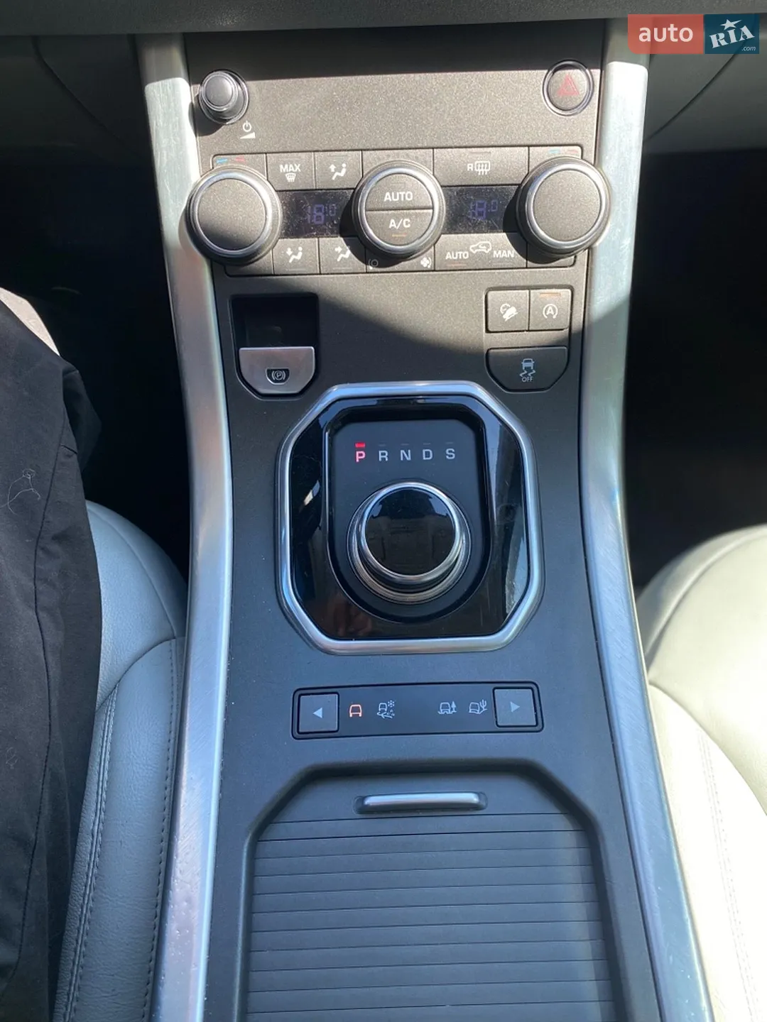 2016 Land Rover Range Rover Evoque - мініатюра 22