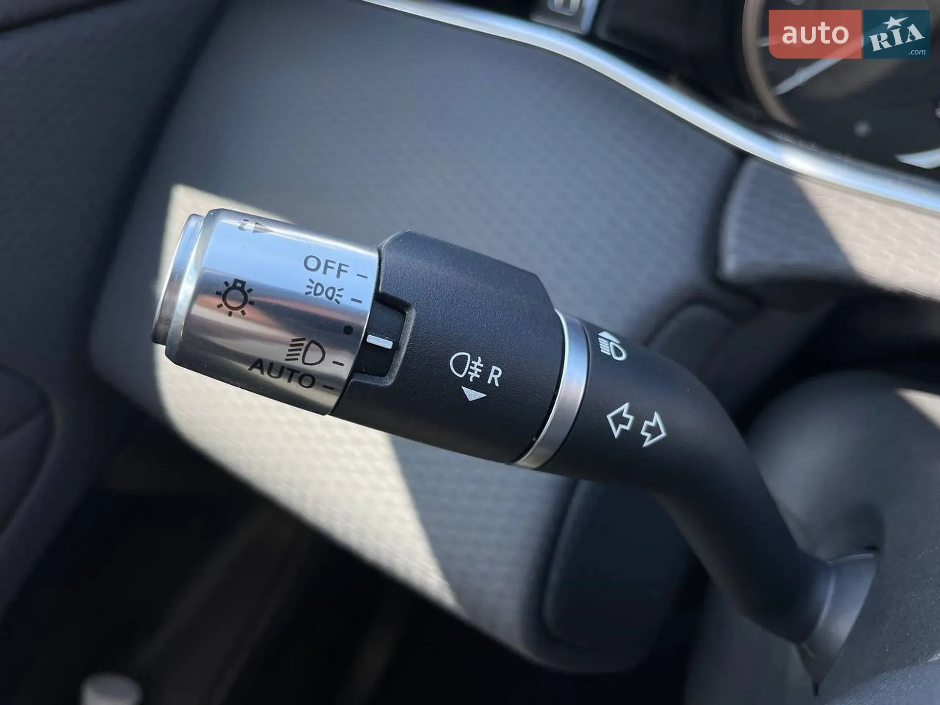 2021 Land Rover Range Rover Evoque - мініатюра 22