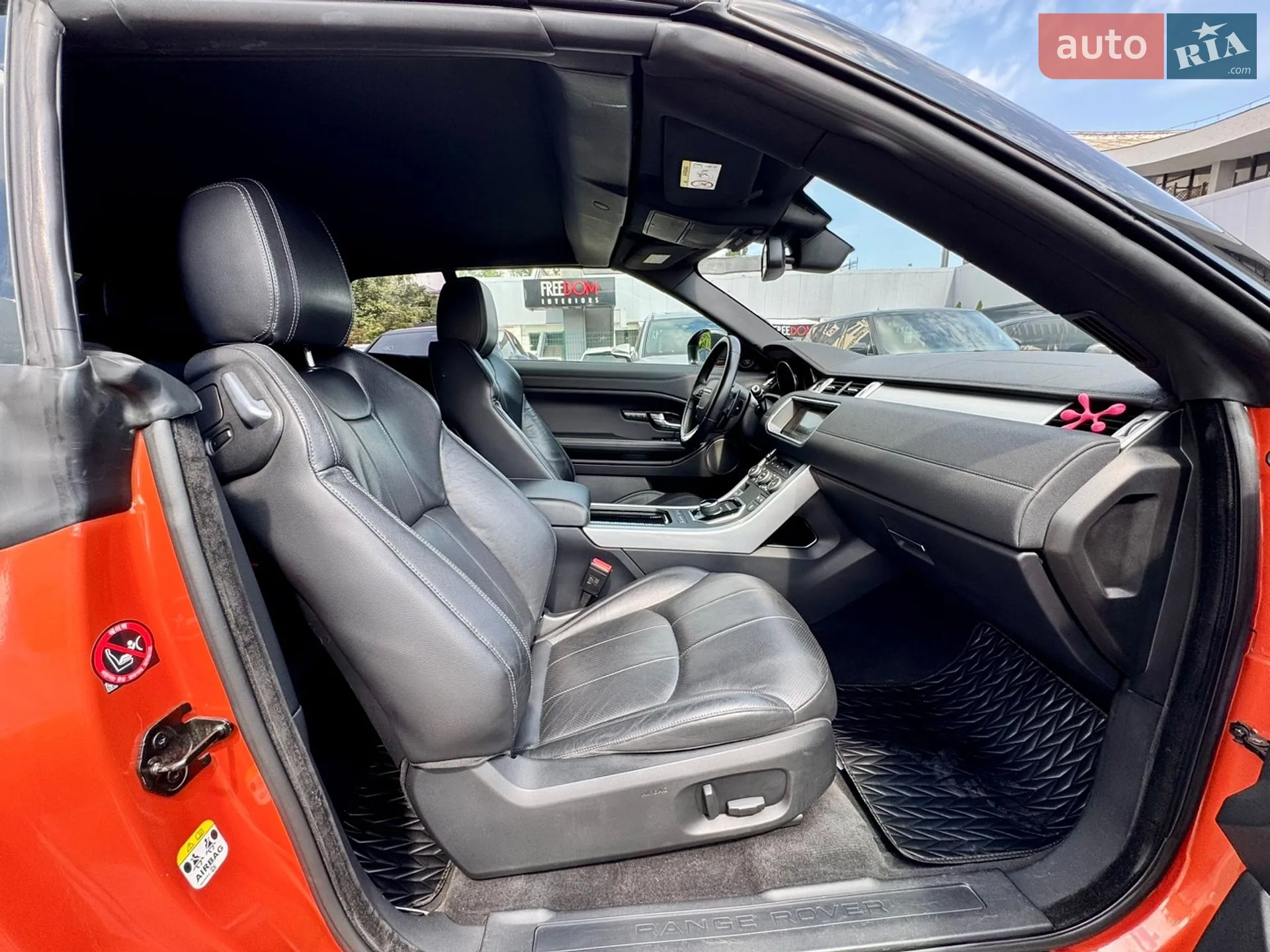 2017 Land Rover Range Rover Evoque - мініатюра 30
