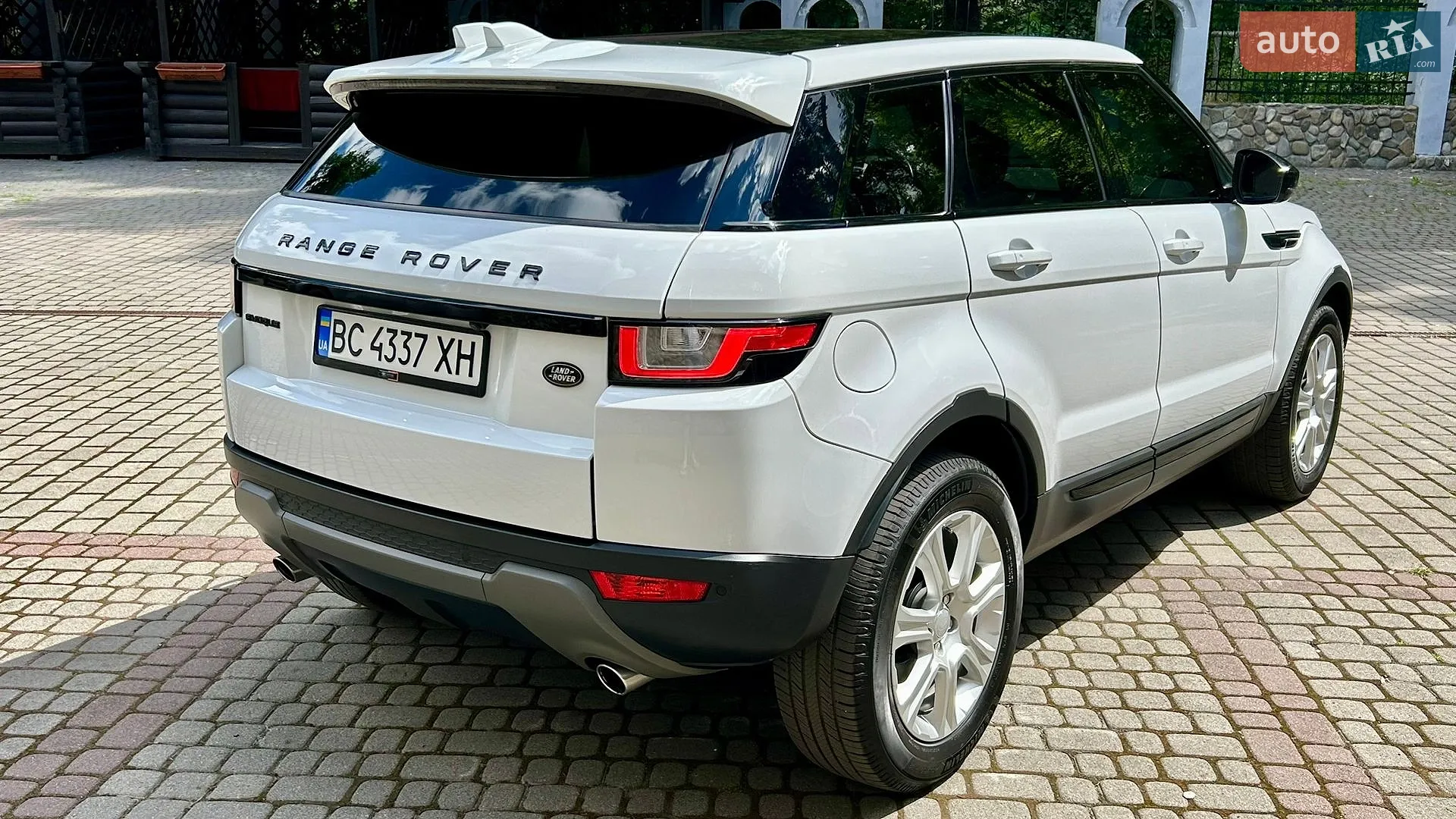 2017 Land Rover Range Rover Evoque - мініатюра 18