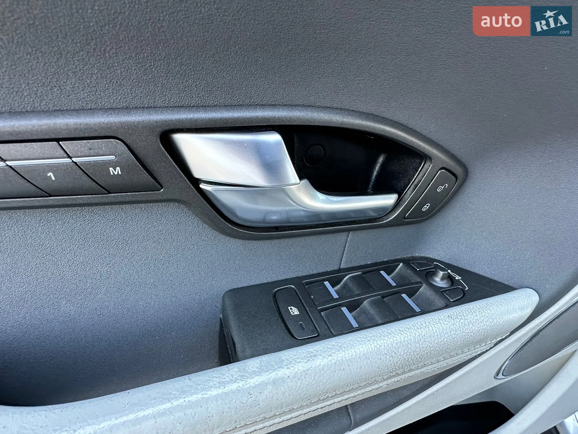 2012 Land Rover Range Rover Evoque - мініатюра 41