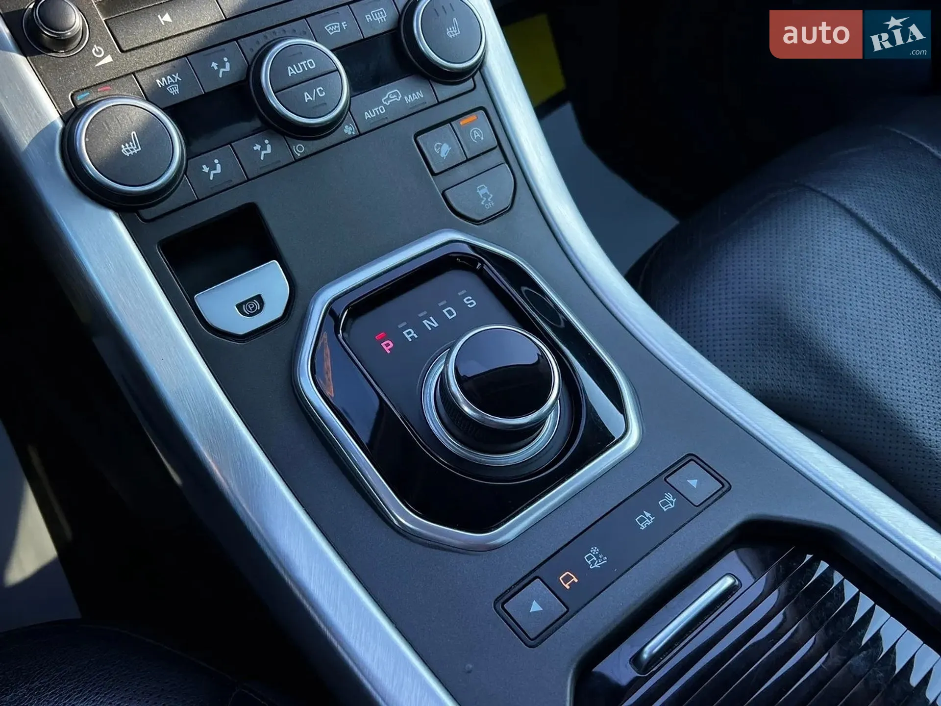 2016 Land Rover Range Rover Evoque - мініатюра 11
