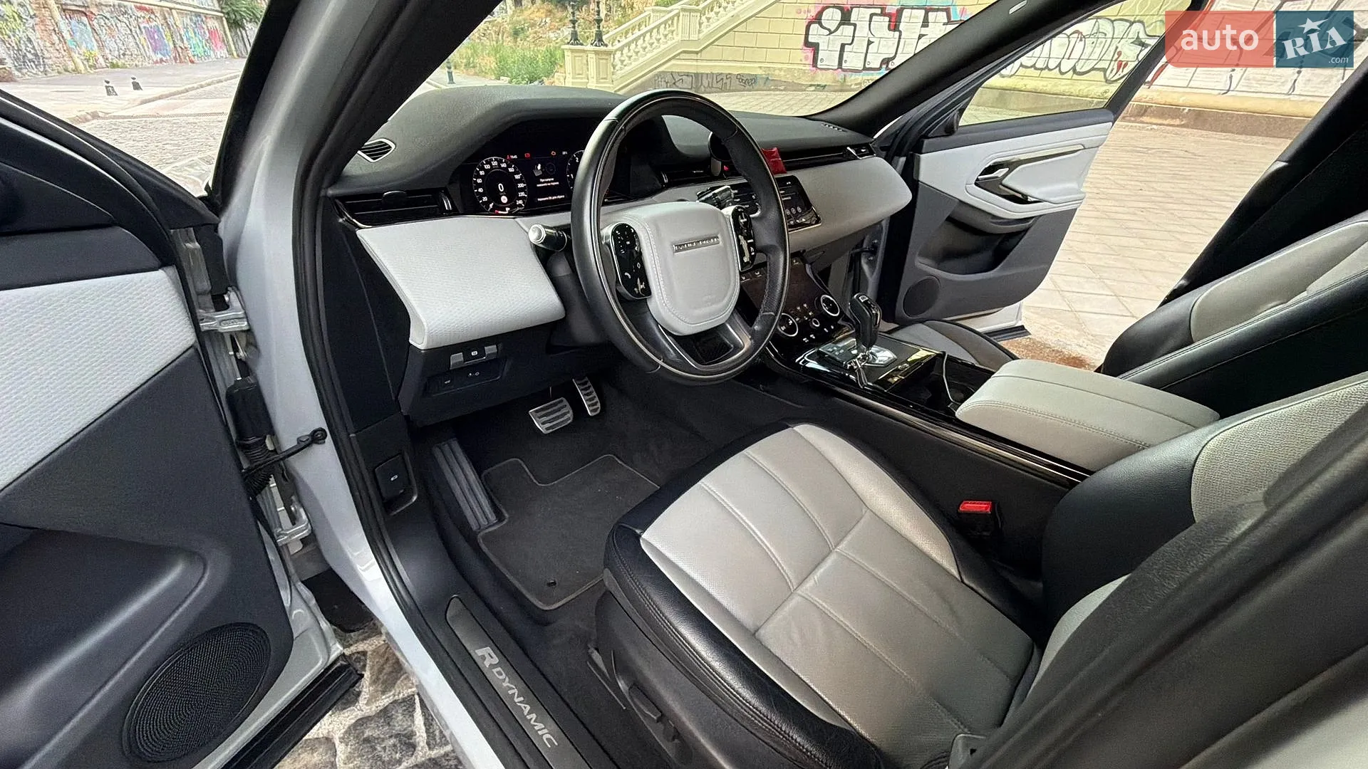2020 Land Rover Range Rover Evoque - мініатюра 15
