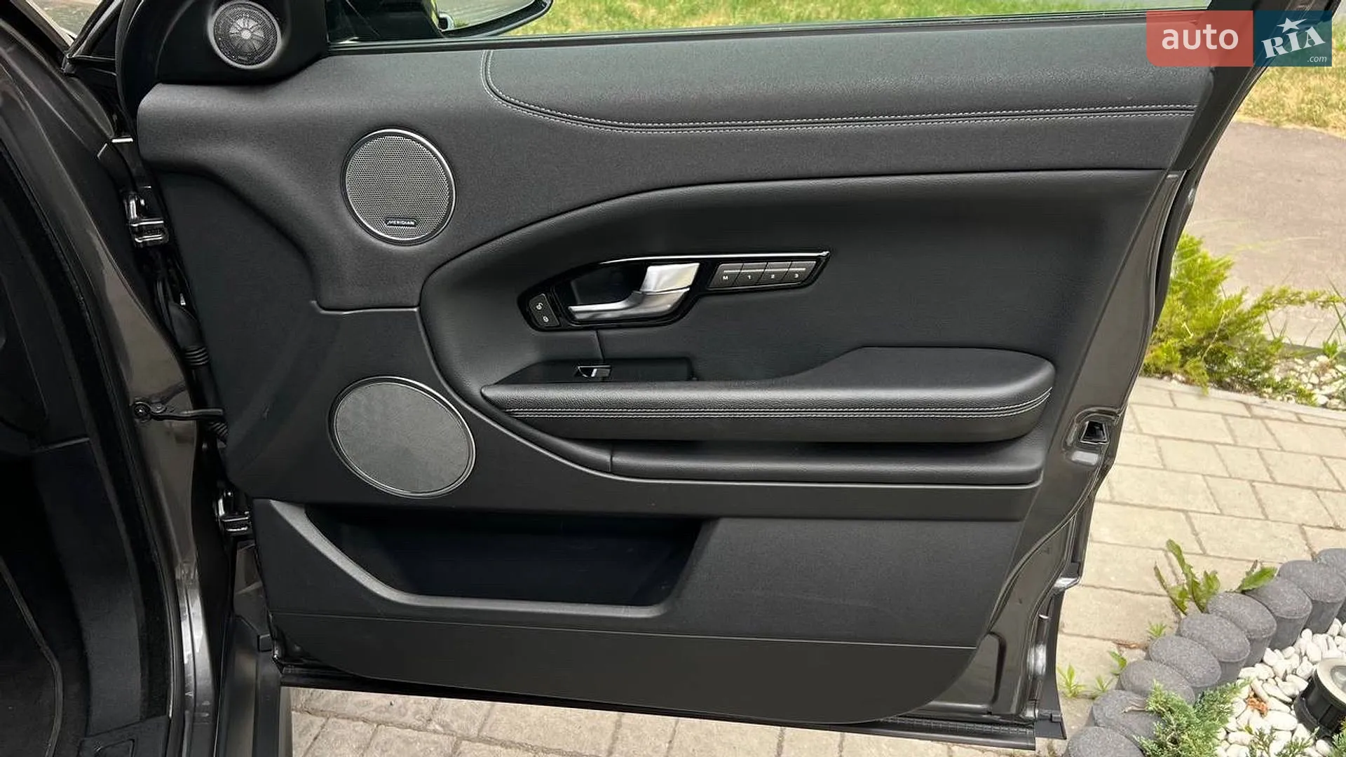 2018 Land Rover Range Rover Evoque - мініатюра 38