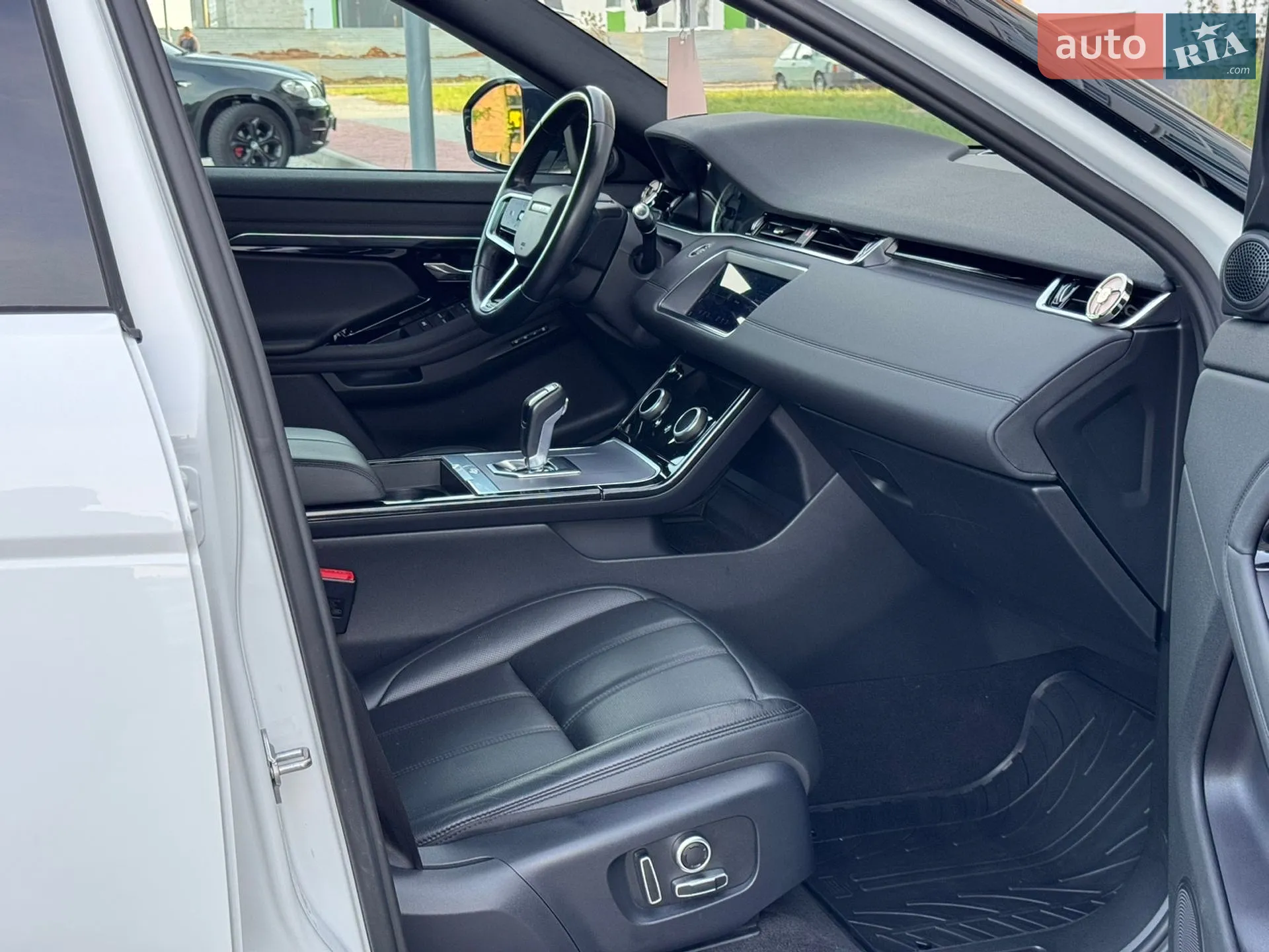 2021 Land Rover Range Rover Evoque - мініатюра 33