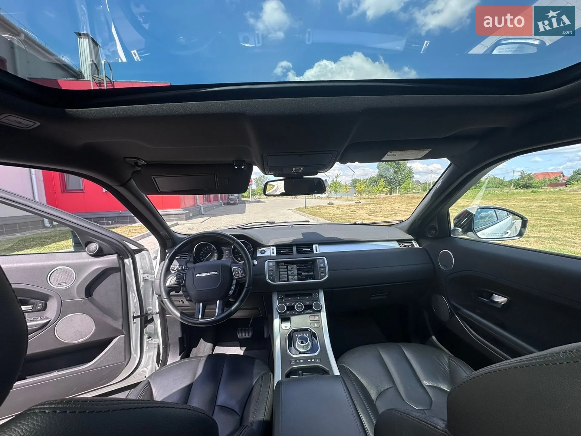 2015 Land Rover Range Rover Evoque - мініатюра 18