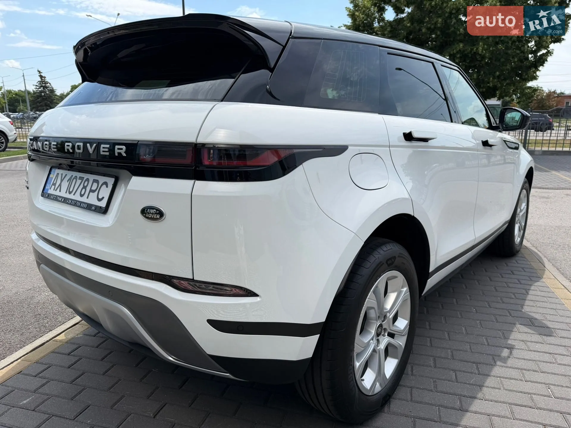 2019 Land Rover Range Rover Evoque - мініатюра 12