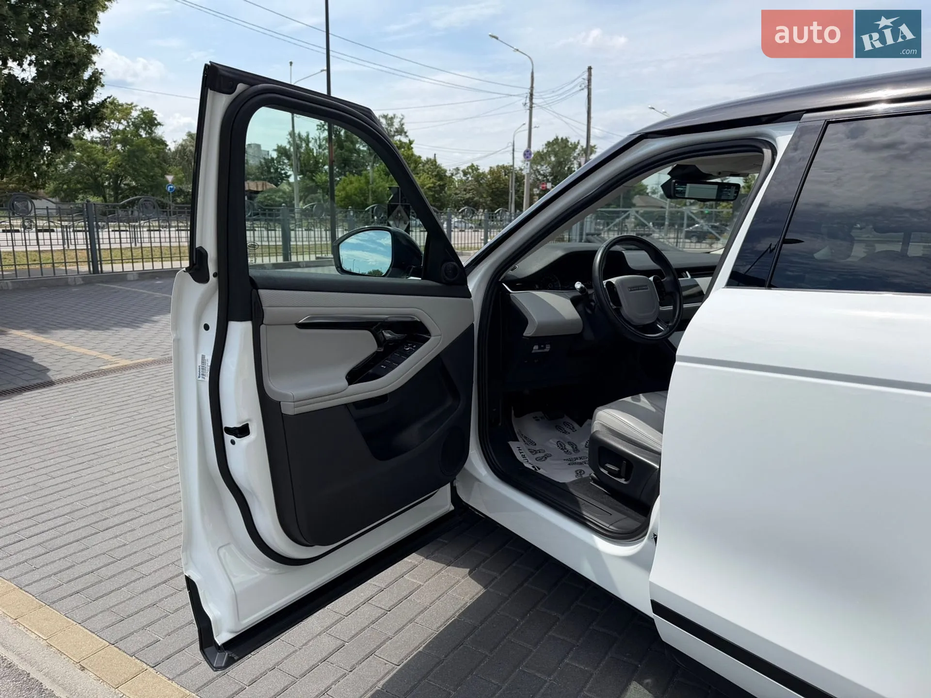 2019 Land Rover Range Rover Evoque - мініатюра 16