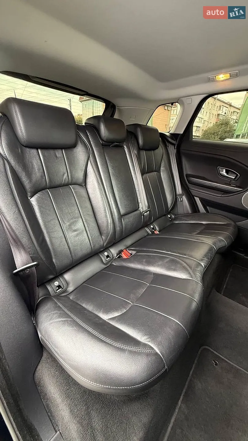 2018 Land Rover Range Rover Evoque - мініатюра 28