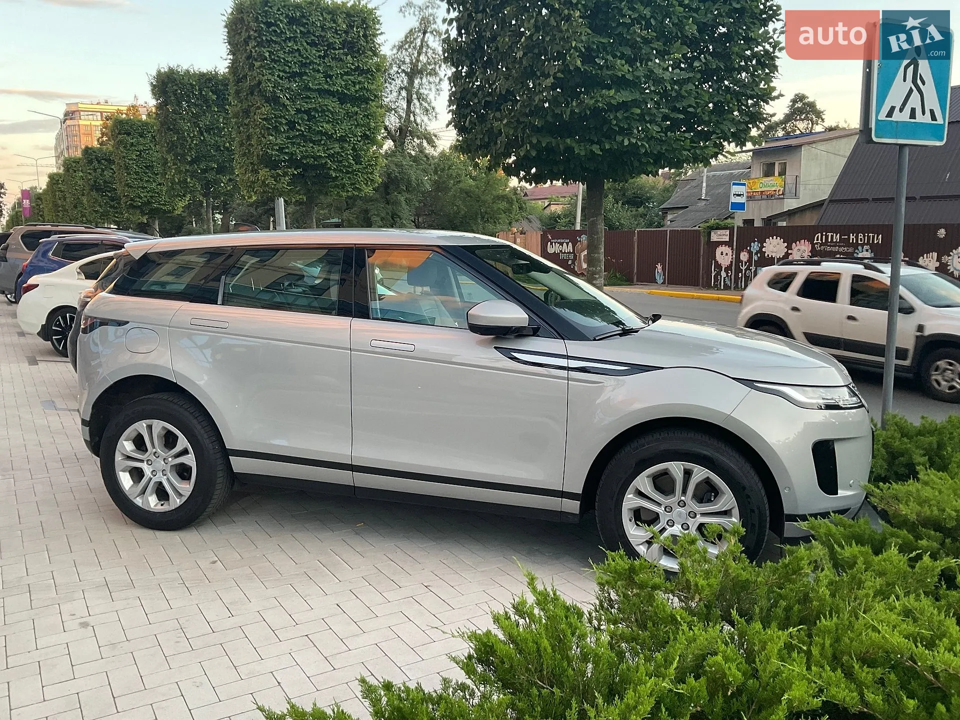 2021 Land Rover Range Rover Evoque - мініатюра 3