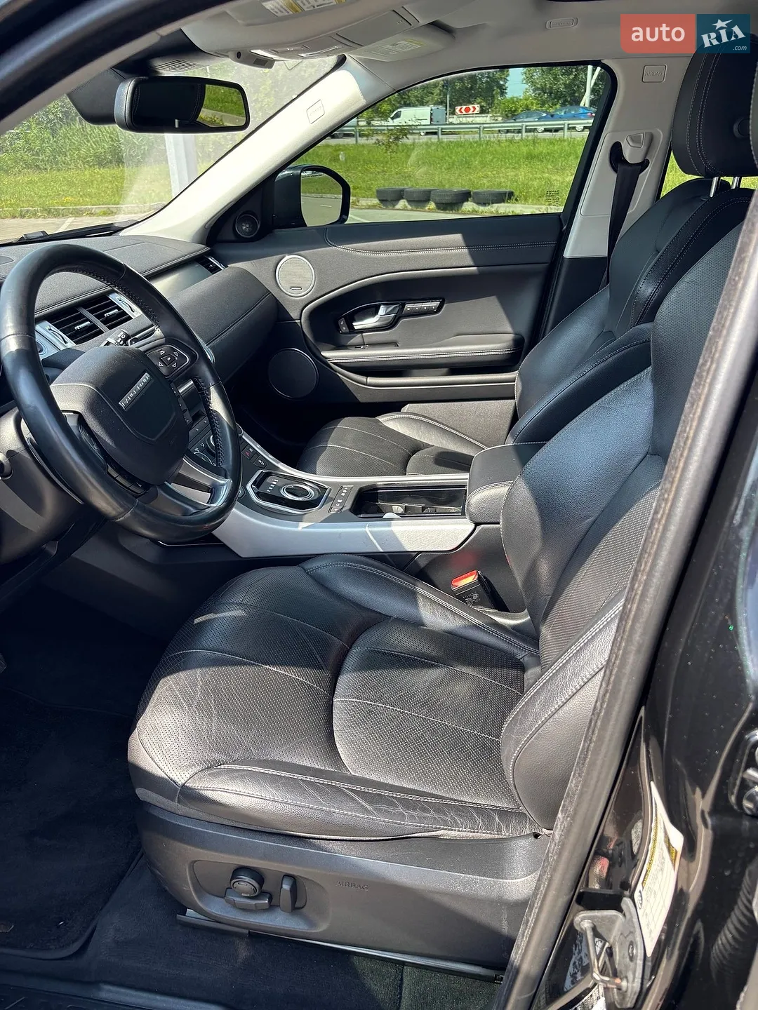 2015 Land Rover Range Rover Evoque - мініатюра 20
