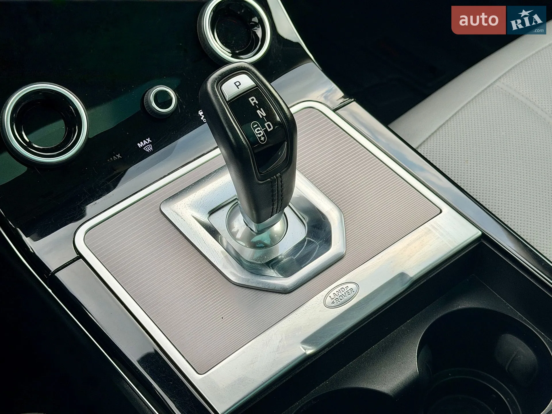 2020 Land Rover Range Rover Evoque - мініатюра 23
