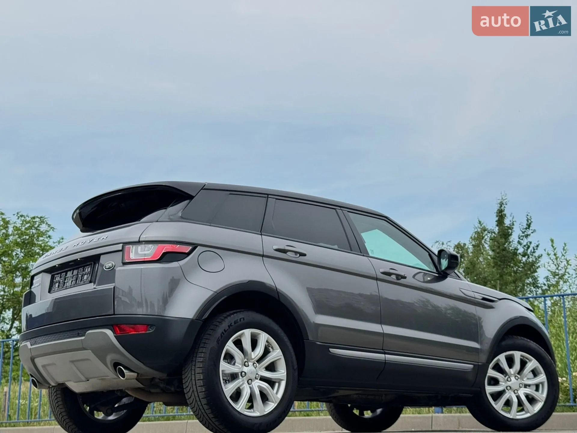 2019 Land Rover Range Rover Evoque - мініатюра 25