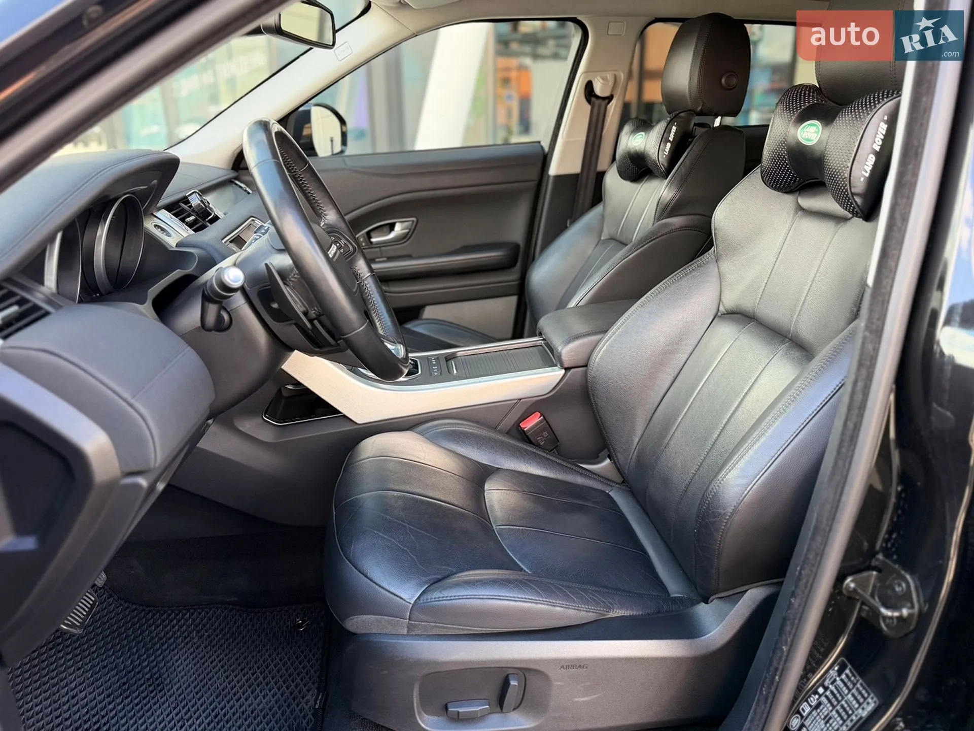 2017 Land Rover Range Rover Evoque - мініатюра 17