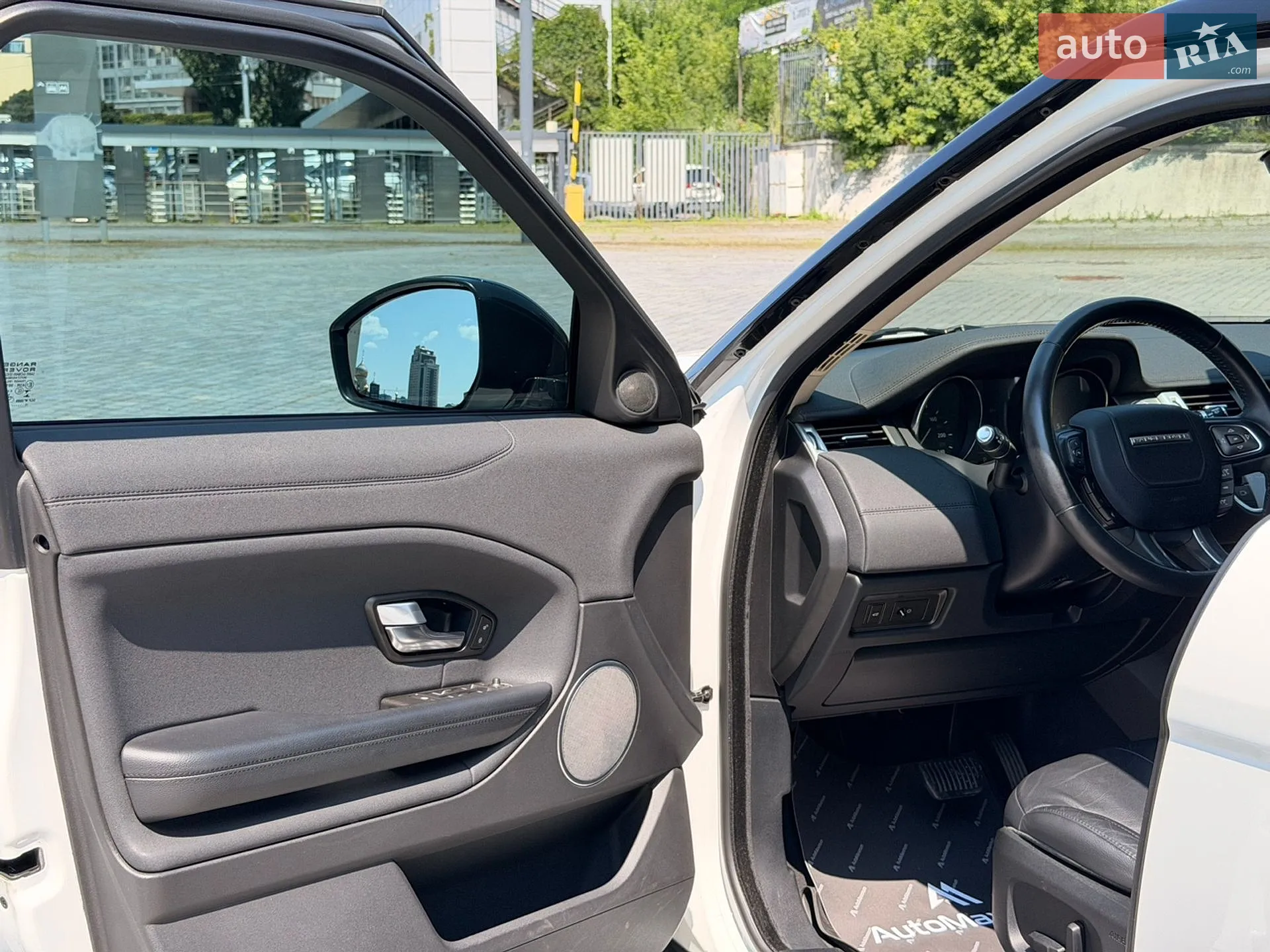 2015 Land Rover Range Rover Evoque - мініатюра 13