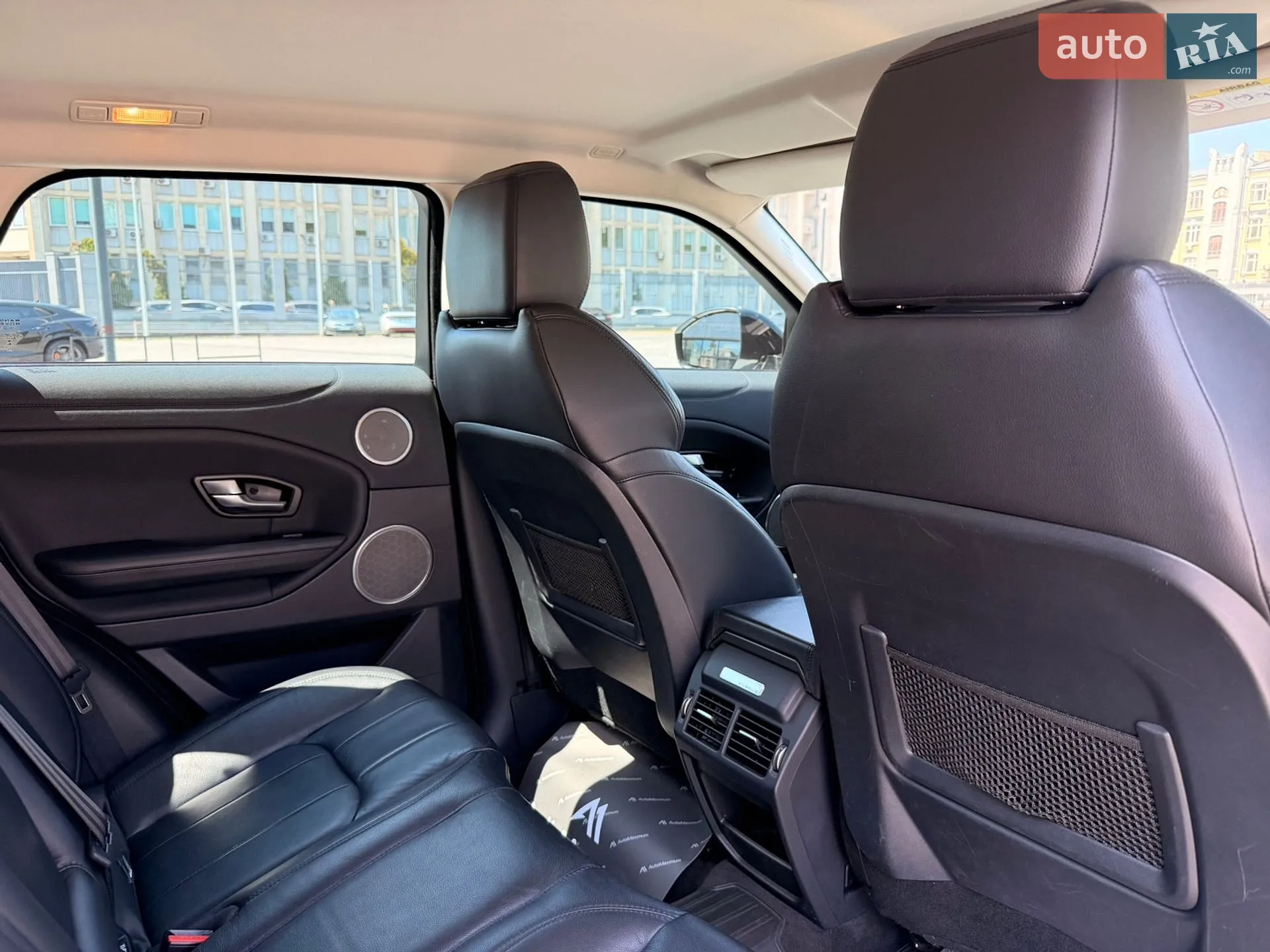 2015 Land Rover Range Rover Evoque - мініатюра 26