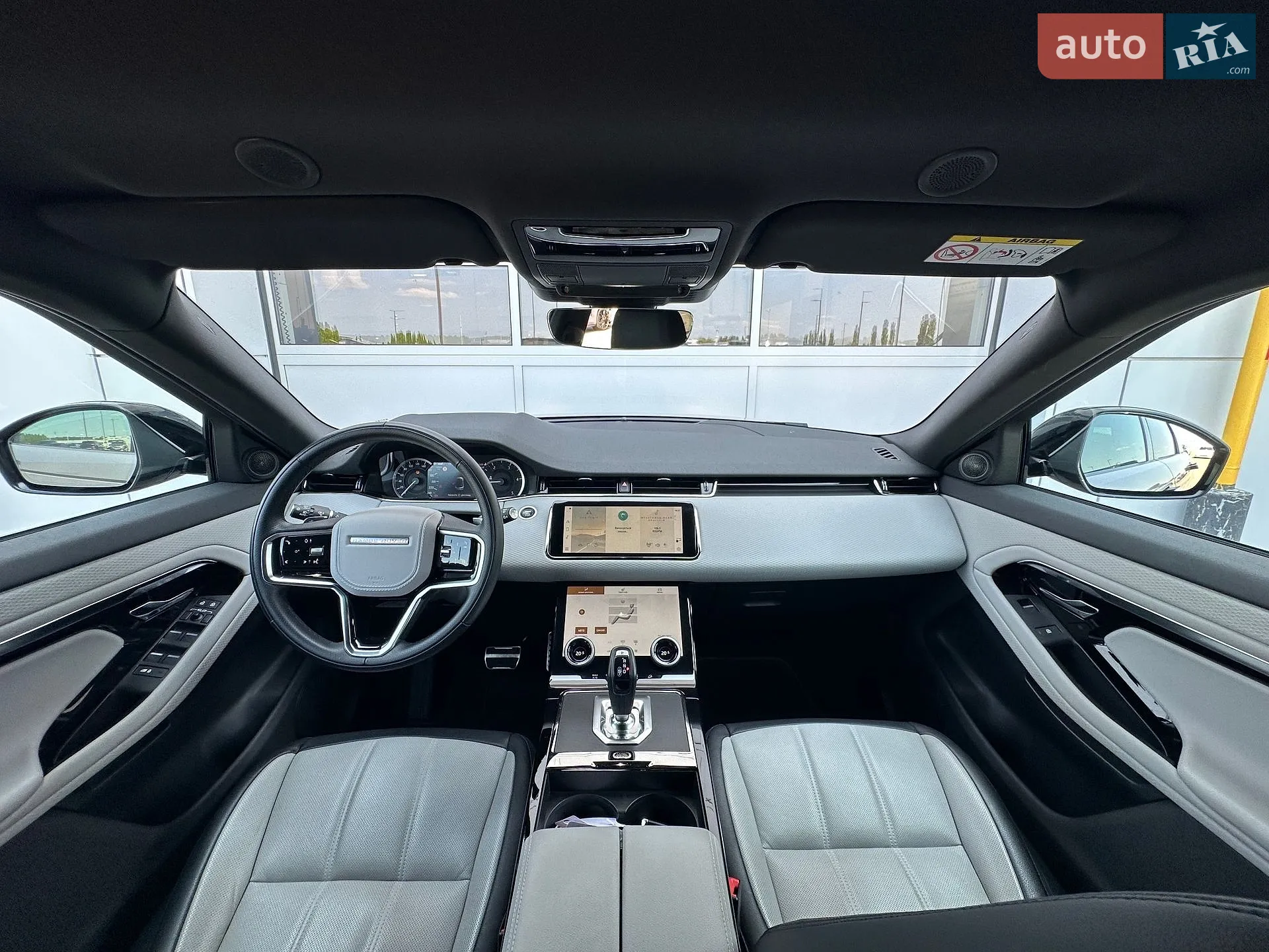 2023 Land Rover Range Rover Evoque - мініатюра 25