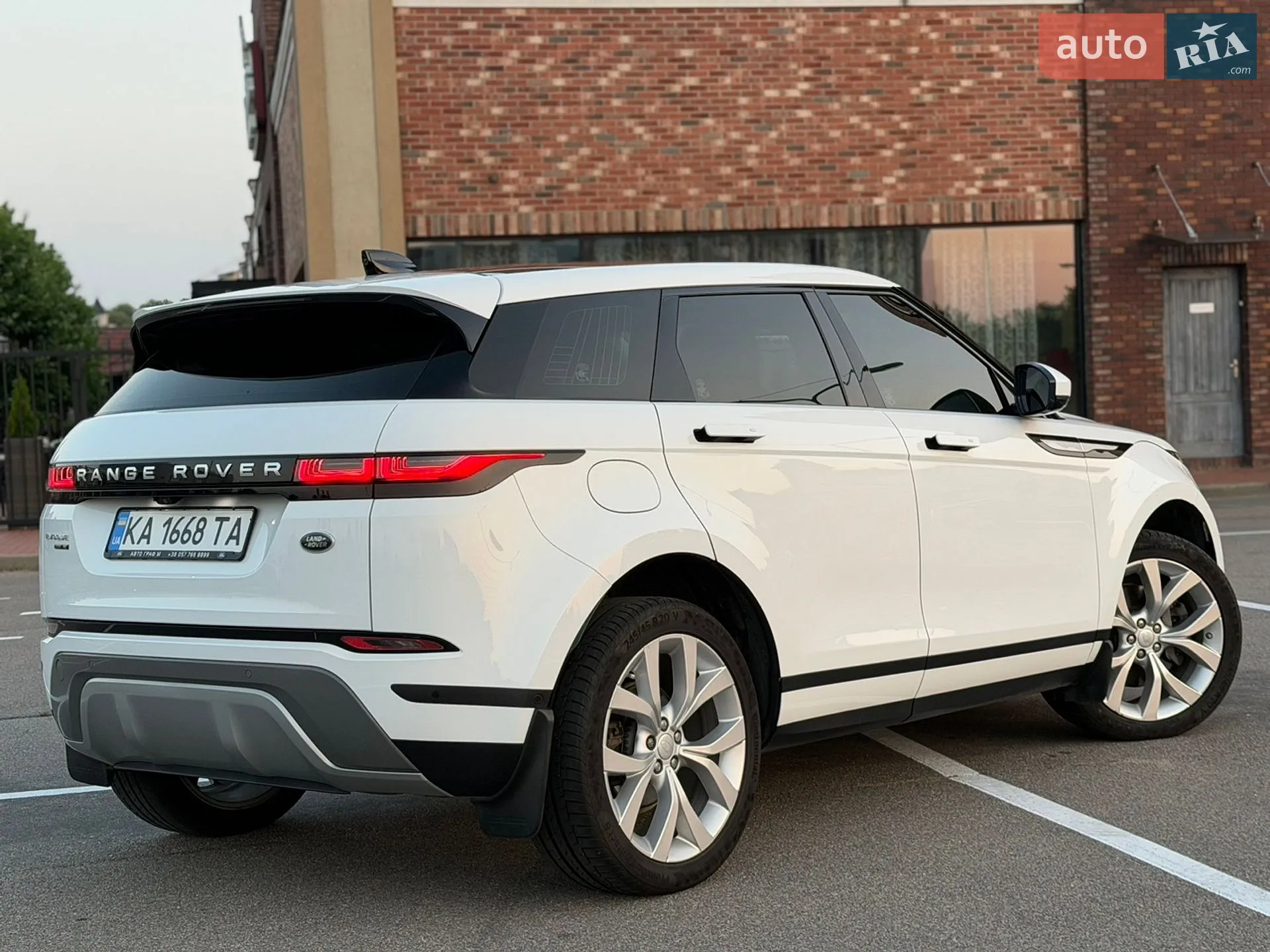 2019 Land Rover Range Rover Evoque - мініатюра 11