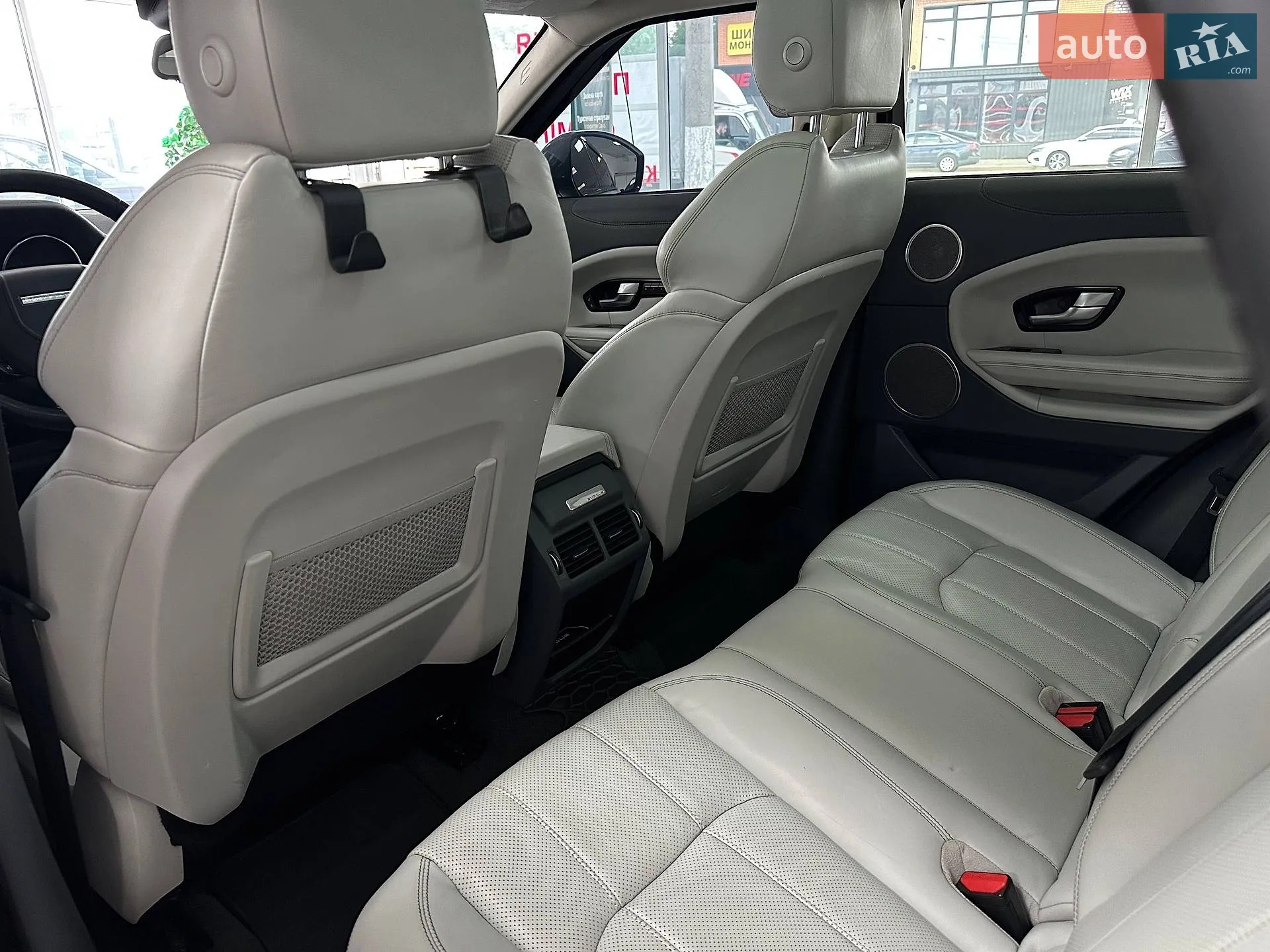 2015 Land Rover Range Rover Evoque - мініатюра 26