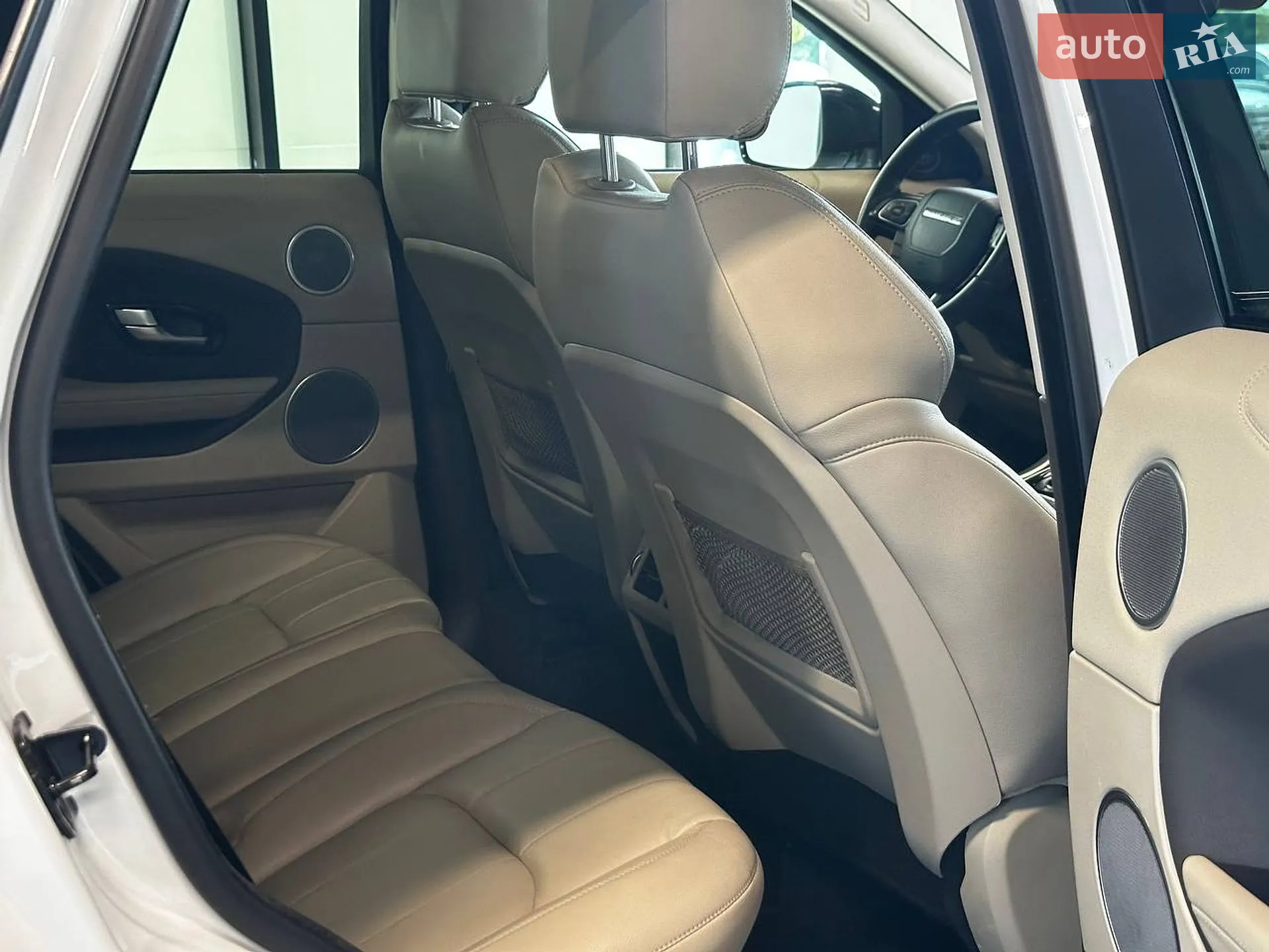 2016 Land Rover Range Rover Evoque - мініатюра 21