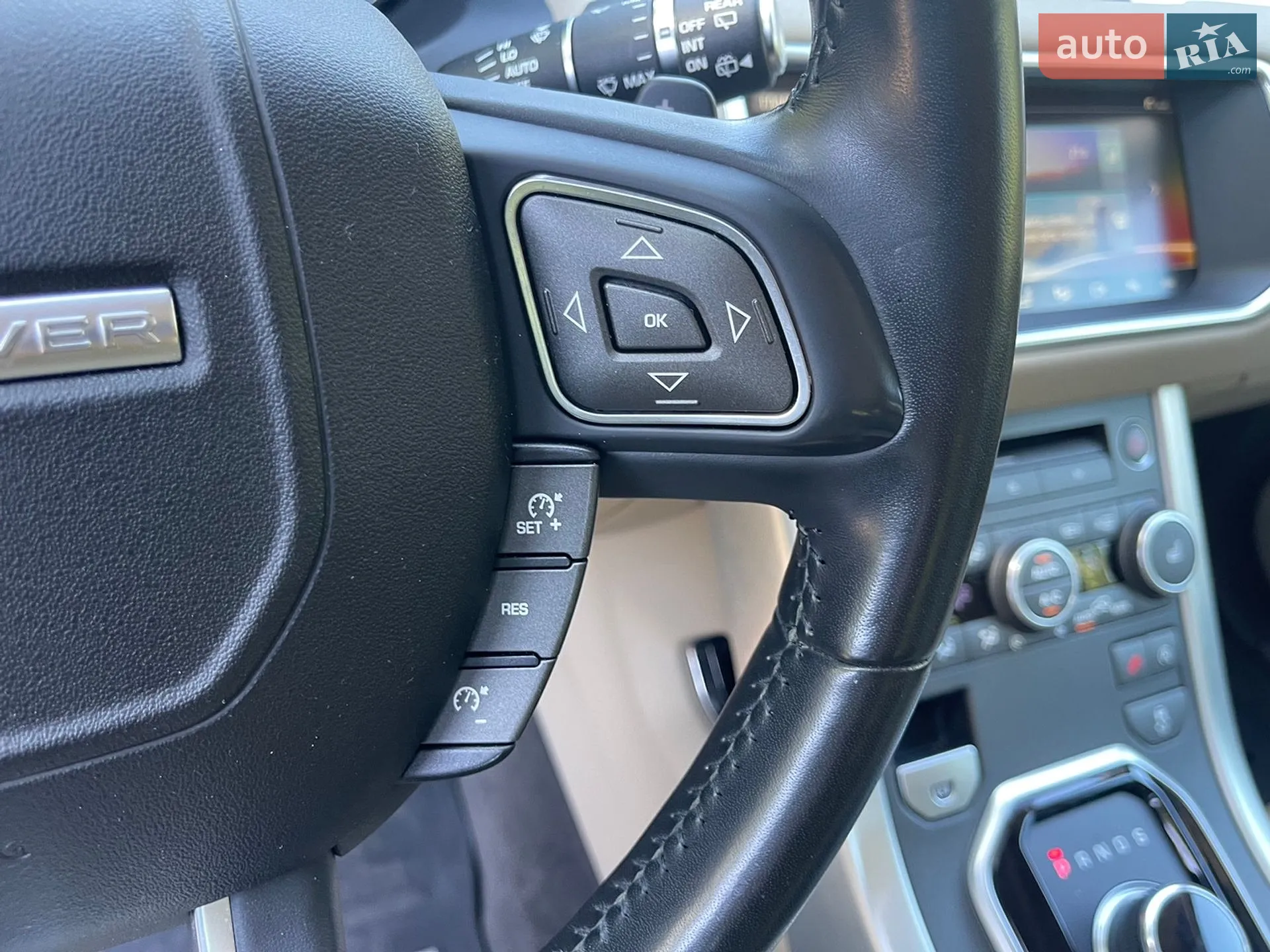 2017 Land Rover Range Rover Evoque - мініатюра 30