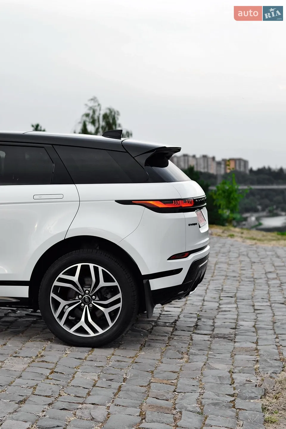 2022 Land Rover Range Rover Evoque - мініатюра 17