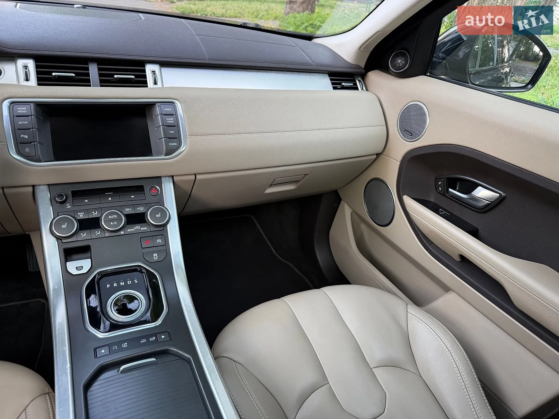 2015 Land Rover Range Rover Evoque - мініатюра 36