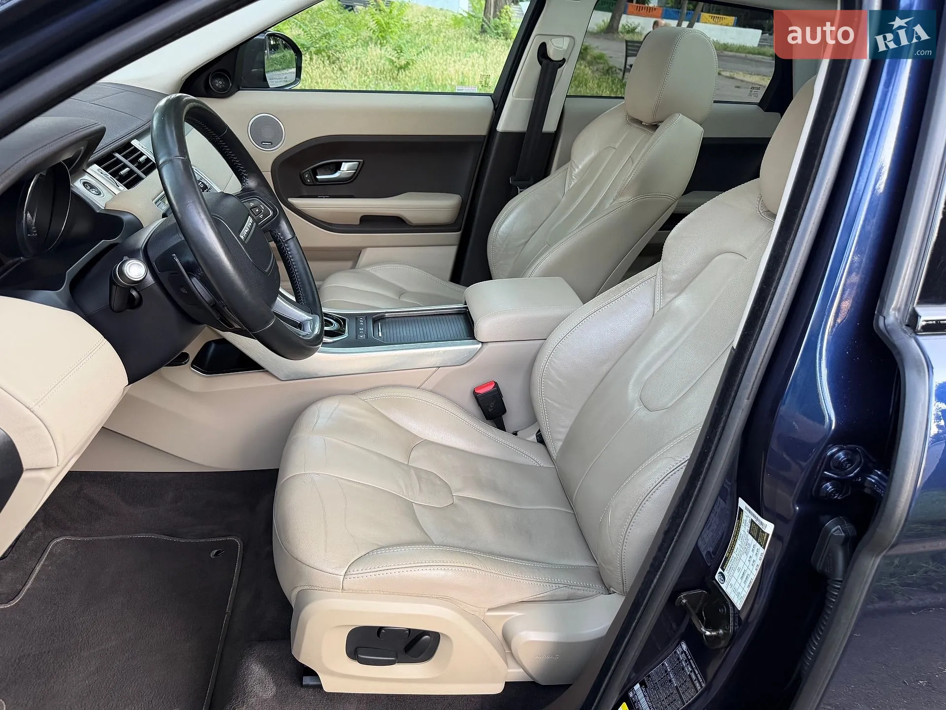 2015 Land Rover Range Rover Evoque - мініатюра 41