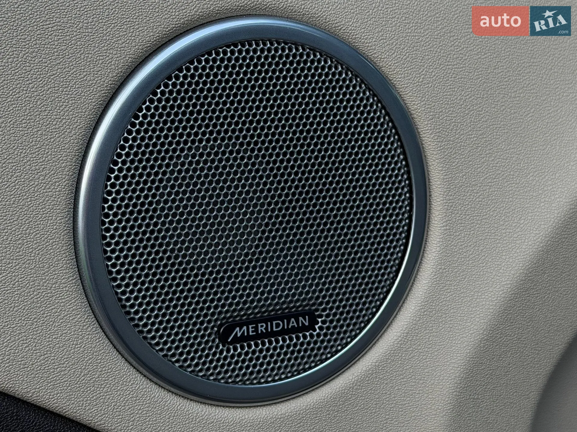 2015 Land Rover Range Rover Evoque - мініатюра 44