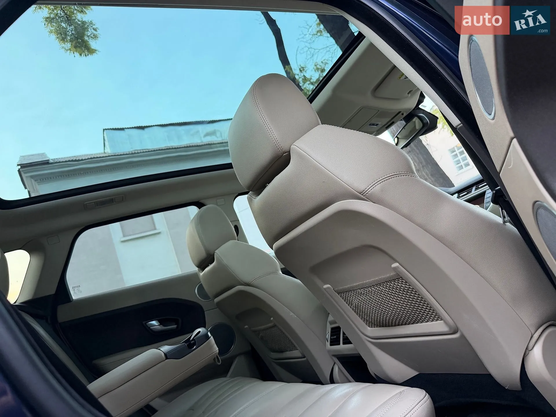 2015 Land Rover Range Rover Evoque - мініатюра 52