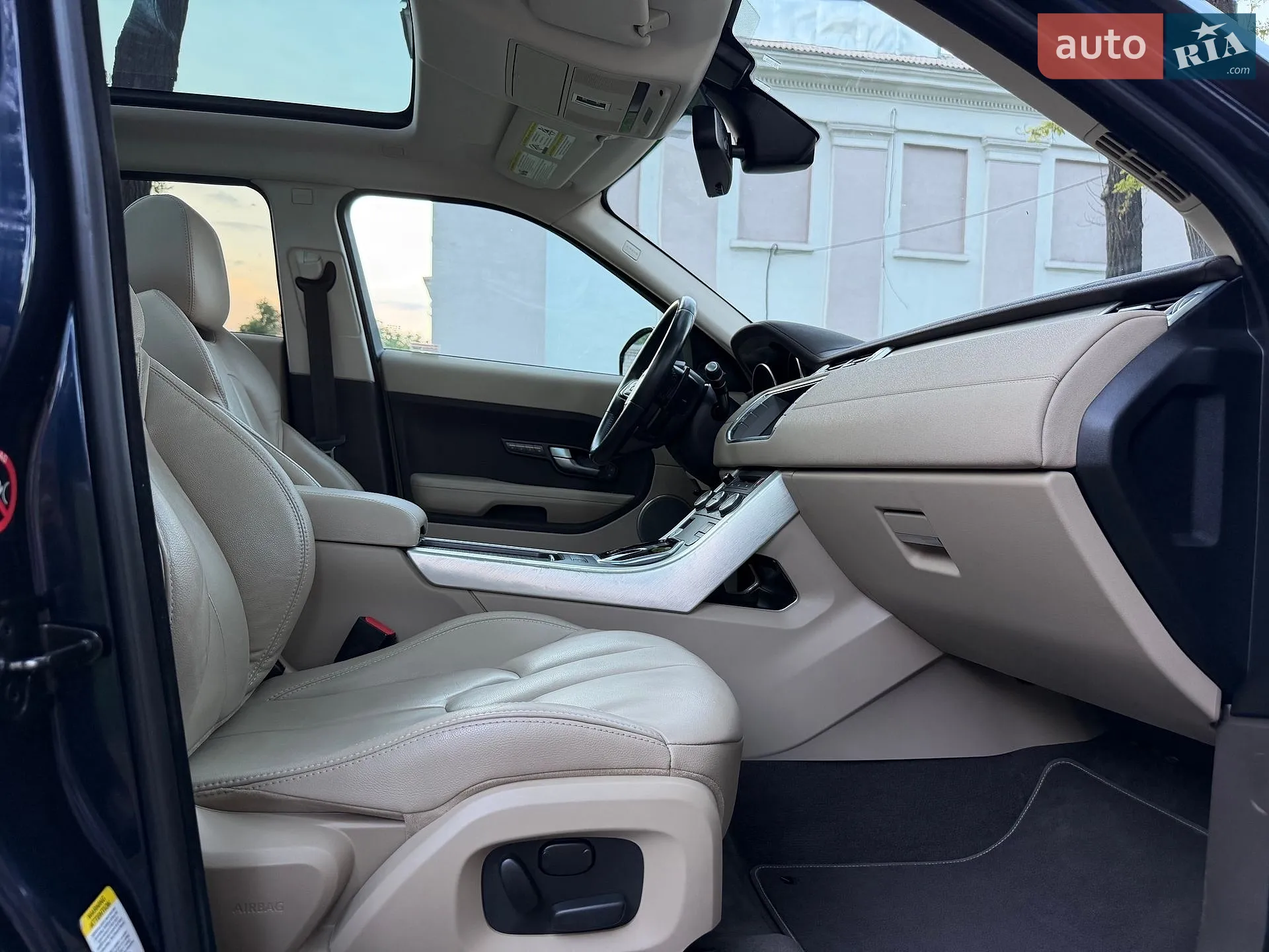 2015 Land Rover Range Rover Evoque - мініатюра 61